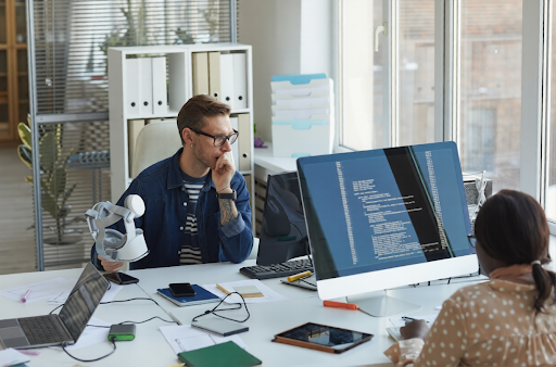 AI vs Traditional Programming: What Developers Need to Know